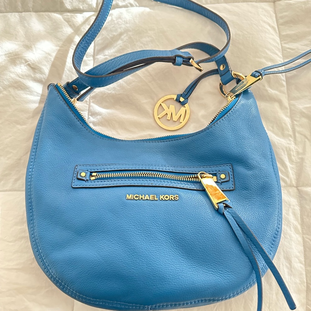 Michael kors crossbody